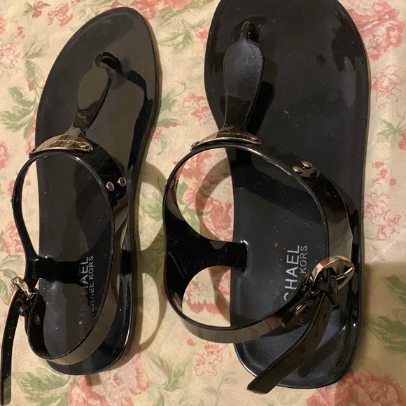 Michael kors sandals - Picture 2 of 4